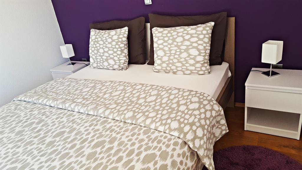 Apartment Lipa Irinovac Екстер'єр фото